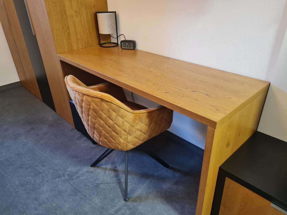 Snowland Apartmany Valča Екстериор снимка