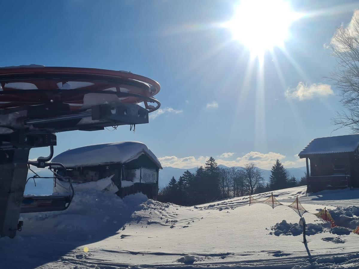 Snowland Apartmany Valča Екстериор снимка